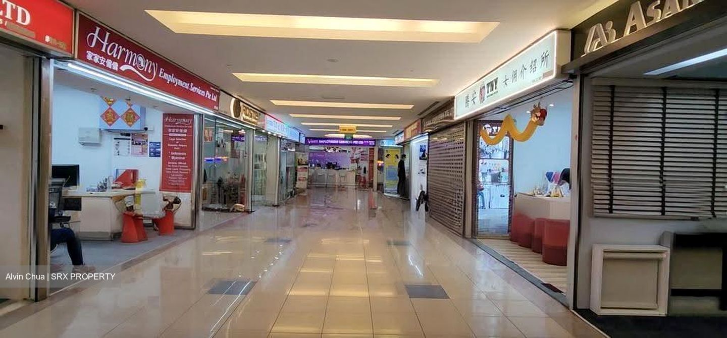Katong Shopping Centre (D15), Shop House #635405811